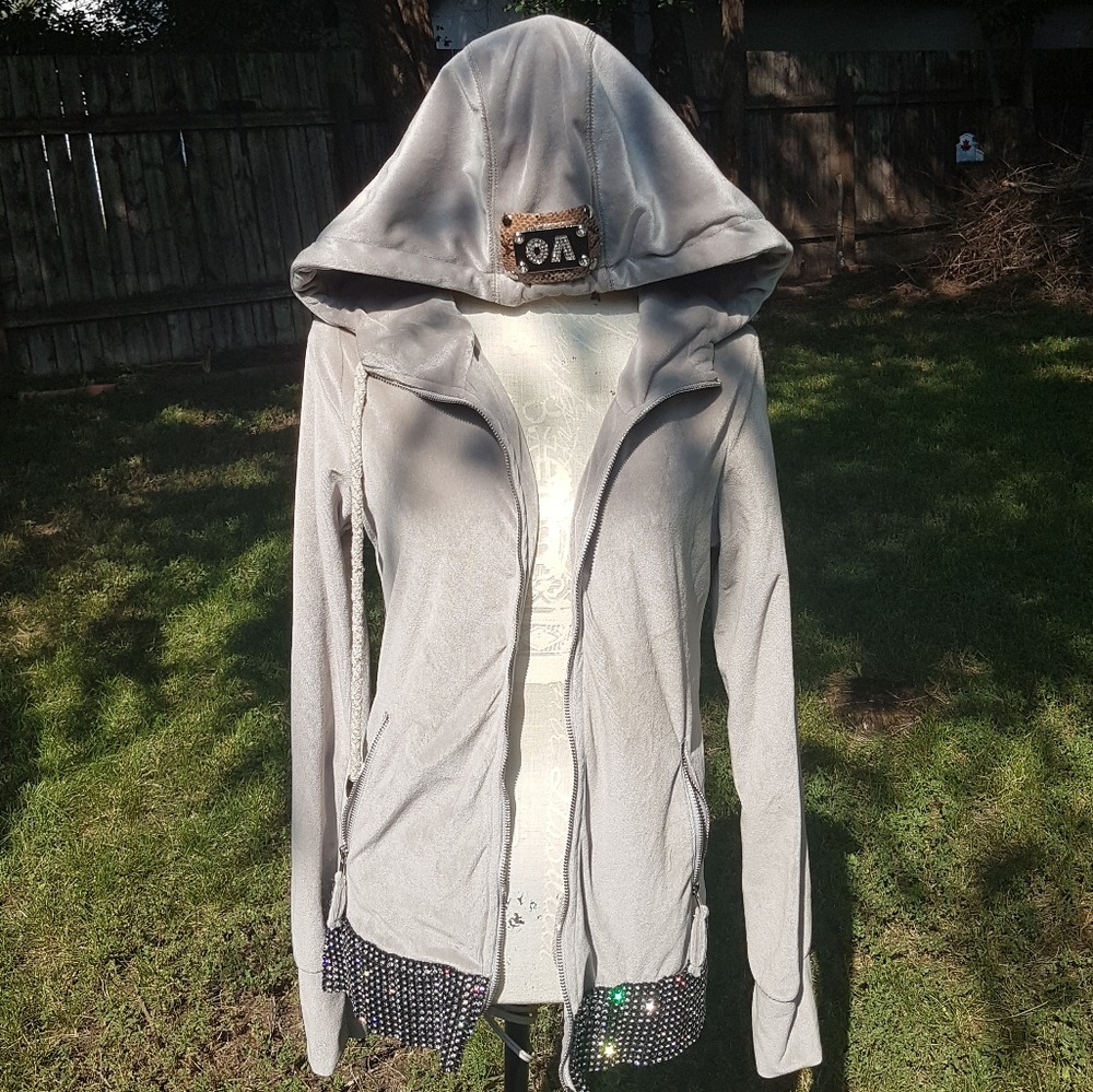 🧥 V.O. Long Grey Microfiber Hoodie